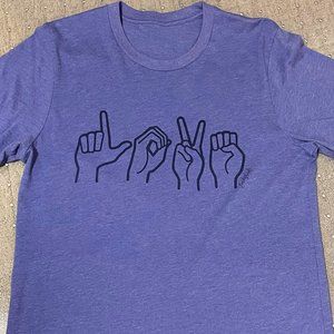 "Love" Sing Language T-Shirt